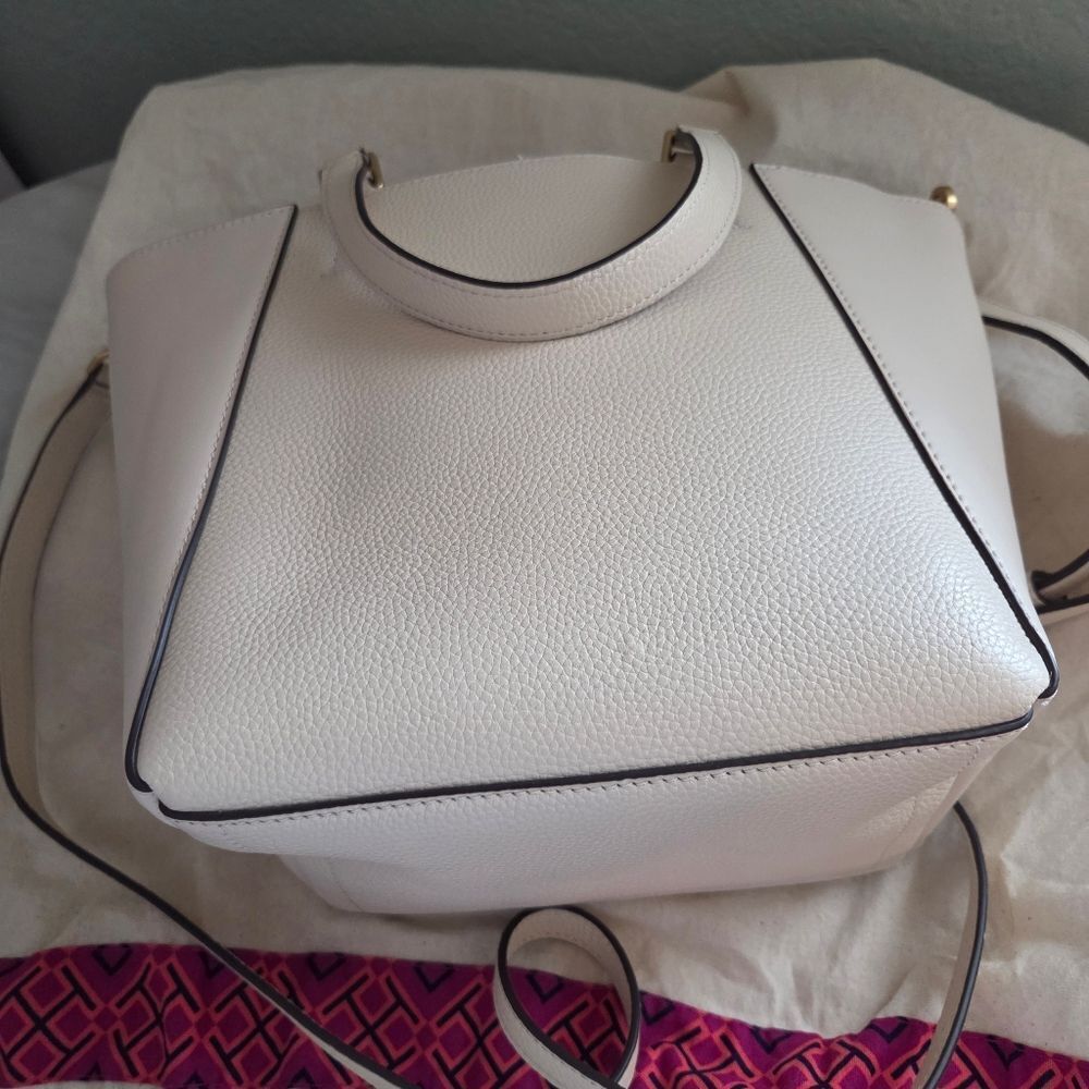 Tory Burch McGraw Dragonfly Tote/ Crossbody Bag In Brie - Picture 6 of 11
